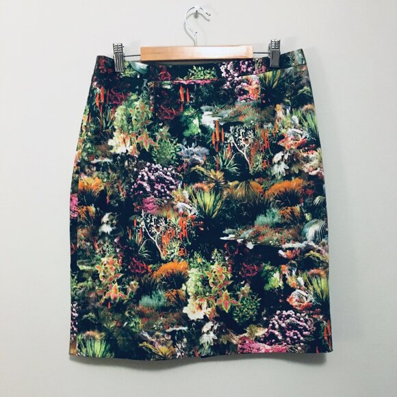 Mario Serrani Paradisical Garden Print Italian Pencil Skirt - Picture 3 of 15